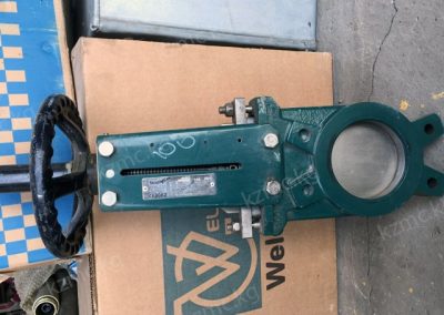 Задвижка шиберная со штурвалом DN 100 PN 10 VG3400